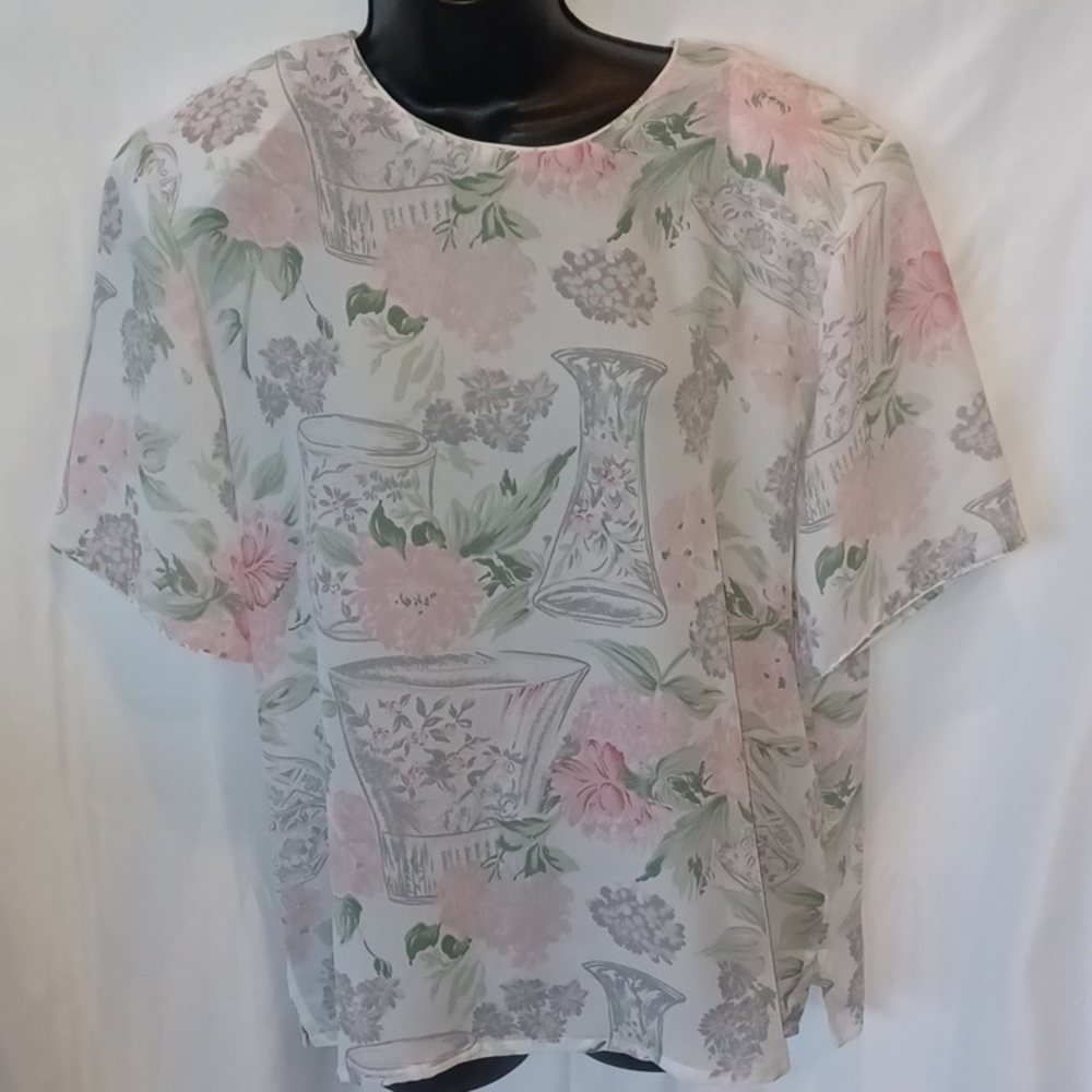 TanJay Vintage Top Women Medium Floral Round Neck Slip-on, shoulder pads